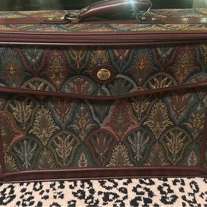 Stylish Tapestry Travel Bag